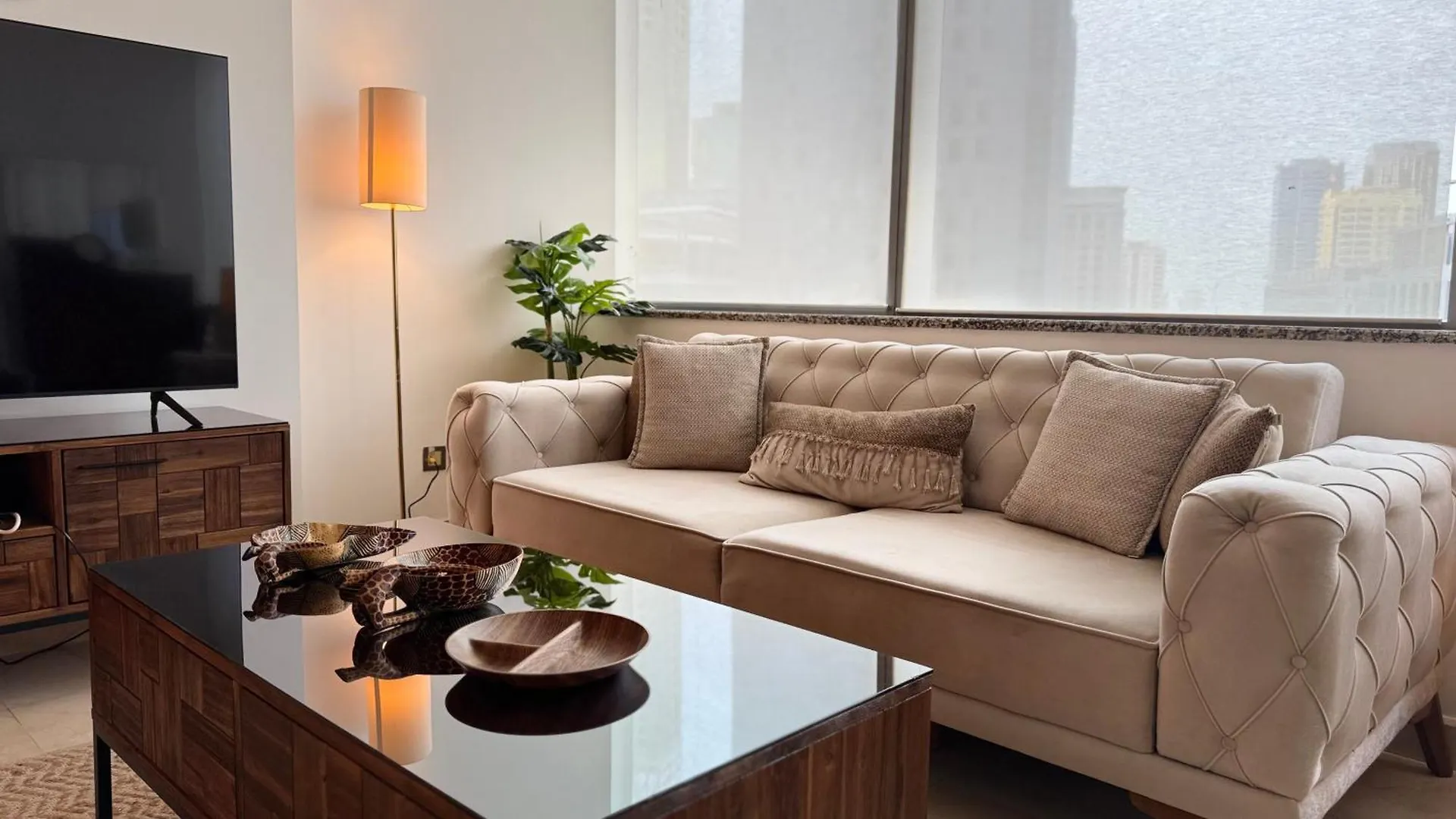 Apartment Ashri Stylish African-Inspired Studio In Difc Dubai