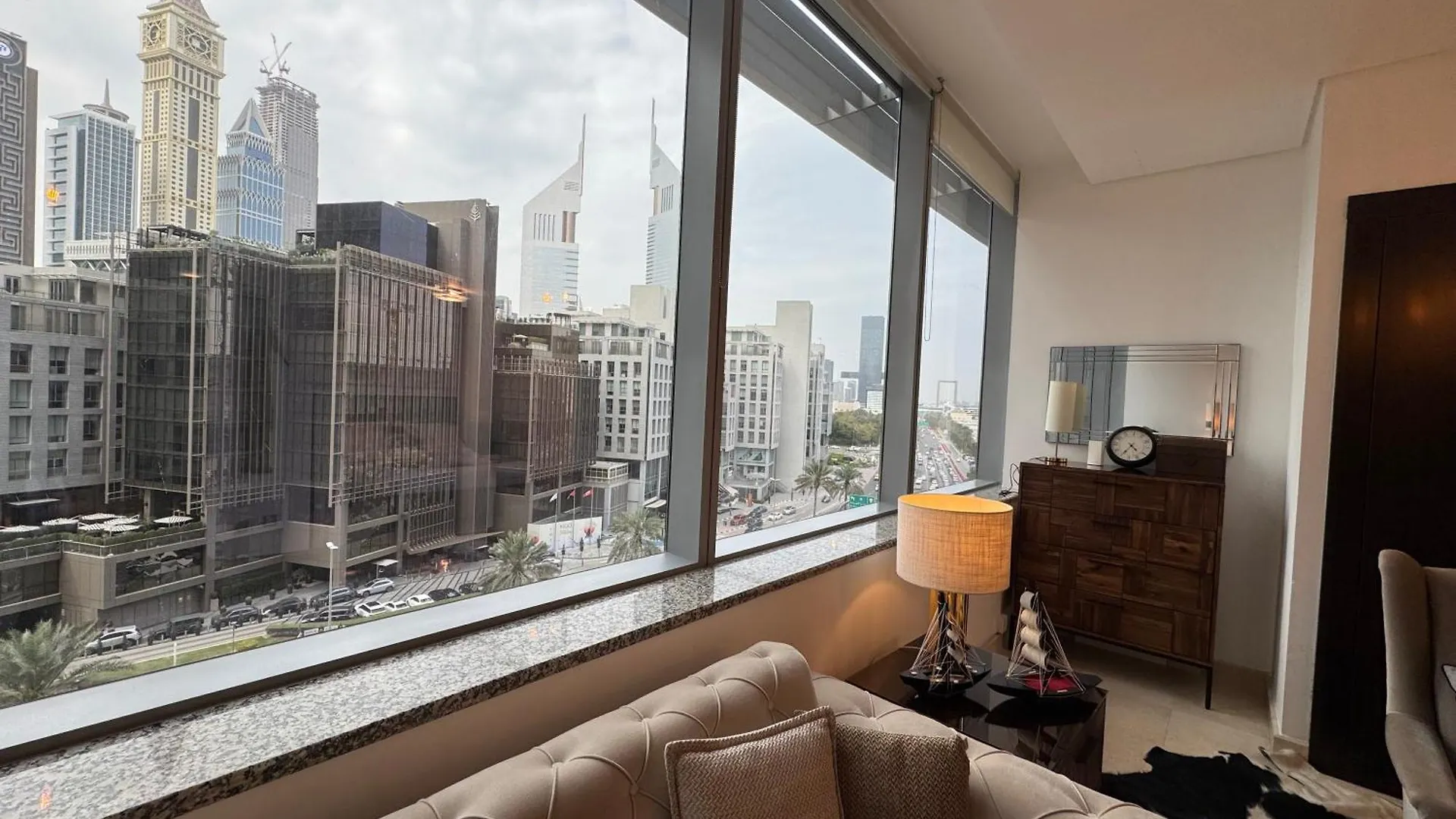Ashri Stylish African-Inspired Studio In Difc Dubai 0*,