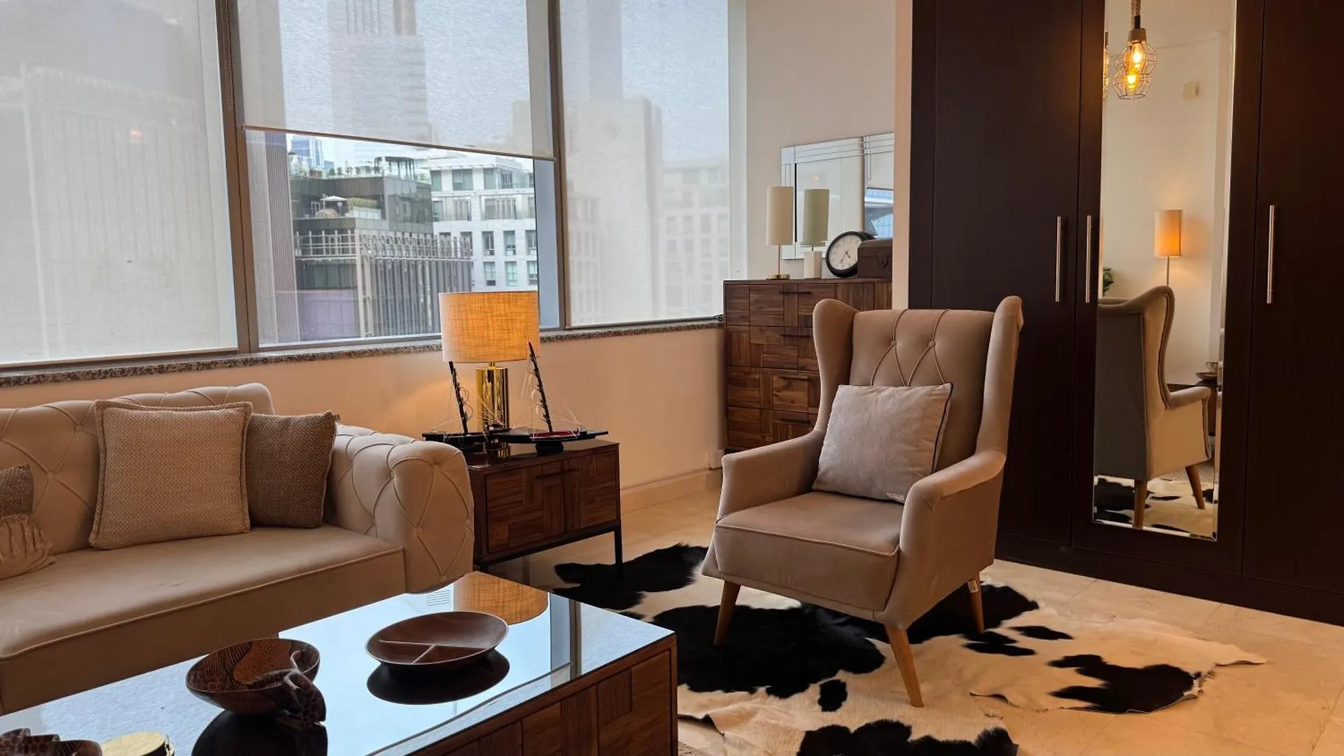 Apartment Ashri Stylish African-Inspired Studio In Difc Dubai