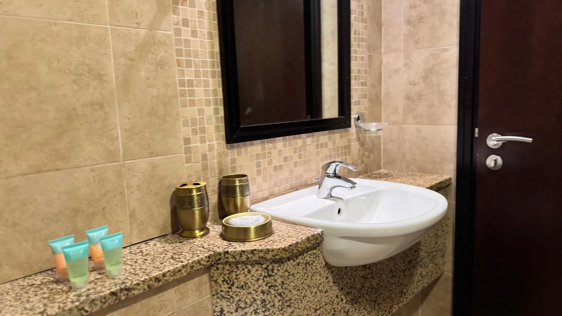 Ashri Stylish African-Inspired Studio In Difc Dubai 0*,  United Arab Emirates
